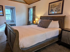 Suite Bedroom Room + Sunroom