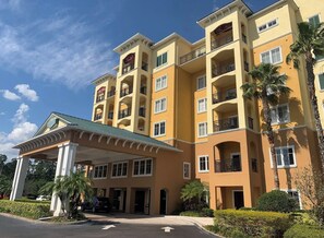 Watch the fireworks at Disney everyday of your stay
