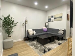Living Room (2)