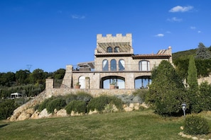 Building Exterior, Garden, Outdoor