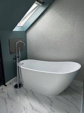 Bath with flat screen TV