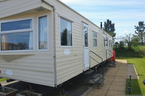 Front of 6 berth caravan