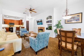 Living/Dining Area