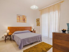 Möbel, Interior Design, Flooring, Fussboden, Holz, Bett, Zimmer, Decke, Holzboden, Schlafzimmer