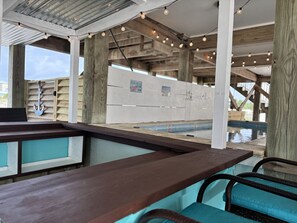 New Swim-Up Bar & BBQ Area