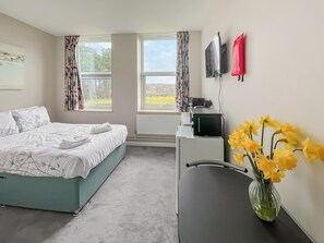 Open plan living space | Studio Apartment 24 - Herstmonceux Castle Estate, Herstmonceux