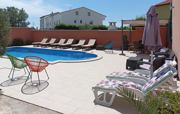 pool