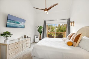 Master bedroom with attached ensuite bathroom, large closet & garden view lanai