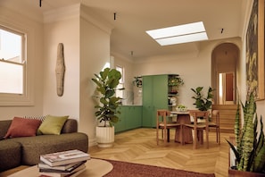 MG Suite - Living, Dining & Kitchen Space (2)