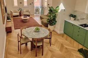 MG Suite - Living, Dining & Kitchen Space (3)