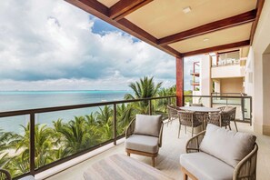 Stunning oceanview.