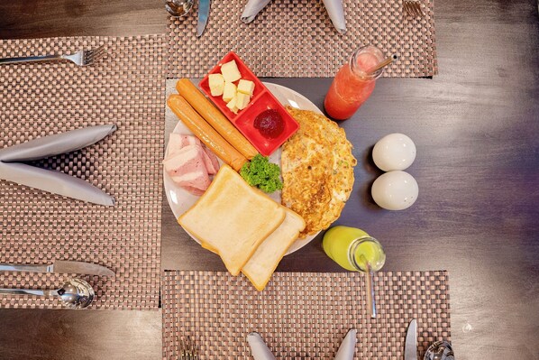 Breakfast meal