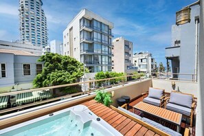 Outdoor Terrace