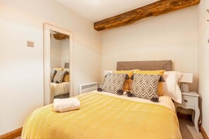 Merchant House Basement, Hereford - Host & Stay 