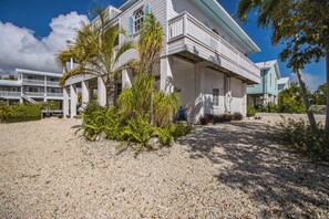 Huge West Indies style