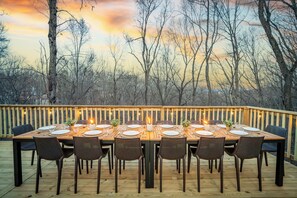 Outdoor dining
