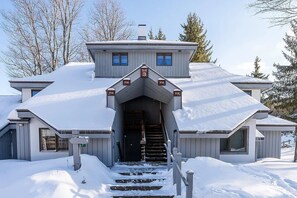 Building Entryway 