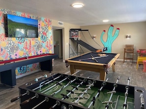 Spielezimmer