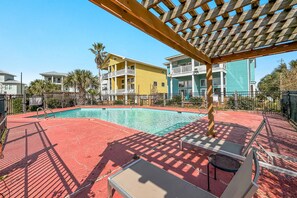 Shared outdoor pool