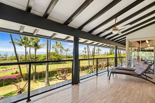 Hale Kalapu lanai 1