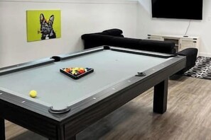 Spielezimmer