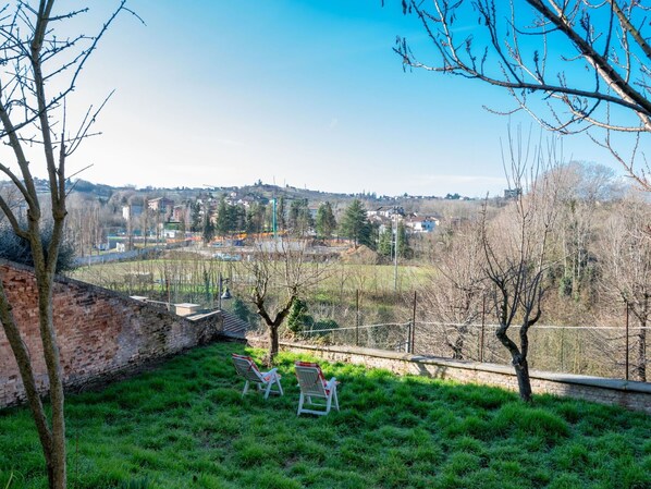 Végétation, Paysage, Printemps, Jardin, Lumière Du Soleil, Aménagement Paysager, Arrière-Cour, Ombre, Clôture