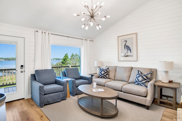 Welcome to Sailhouse West!