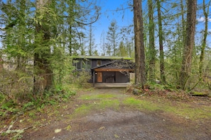 White Cap Retreat-Front