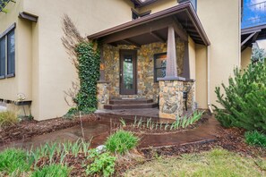 Welcome to The Fireside Retreat | 6 BD, Sauna, Home Theater