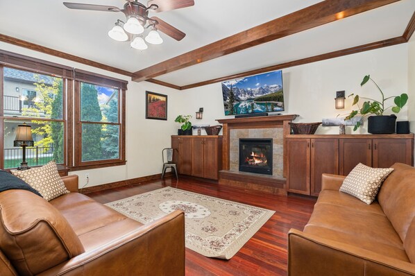 Living Area with Smart TV and Fireplace (main level)