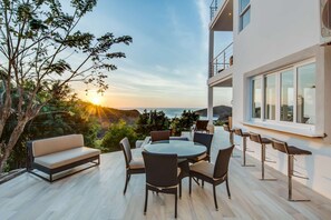 5 BR Luxury Villa - Hero Image
