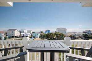 Deck / View - 2nd Level