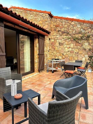 terrasse-pierre-maison-laurier-benedettu