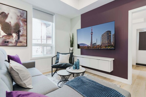 Living Area with Smart TV and High Speed Internet Connection 