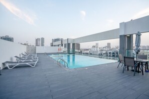A refreshing pool, ideal for a relaxing swim and enjoying the outdoors.