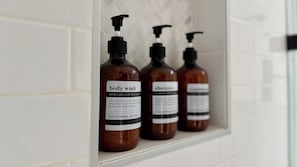 Bathroom amenities