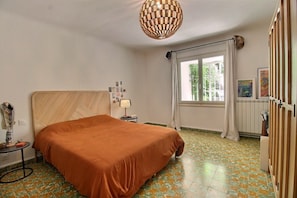 Bedroom (1)