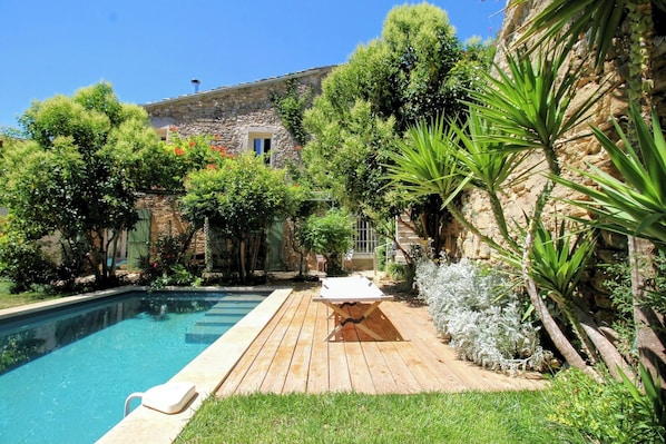 Garden (1)