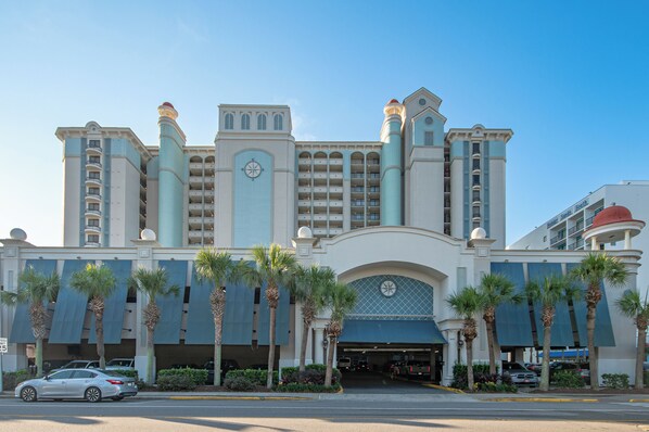 Oceanfront resort with stunning views showcasing a beautiful beachfront building