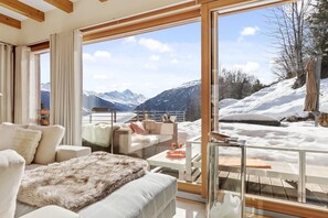 Lounge Area
