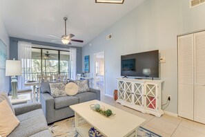 Living Room | Full Sleeper Sofa | Flat-Screen TV w/ Cable | Single-Story Condo