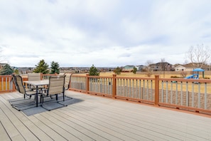 Deck | Long-Range Mountain Views | Walk to Park