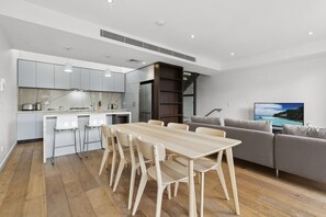 Kitchen/Dining Area/Living Area