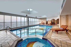 Holiday Home Swimming Pool