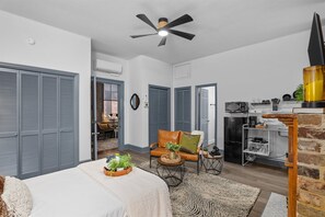 First floor studio with private bedroom 