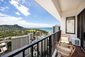 Enjoy the ocean and Diamond Head Mountain views from your balcony