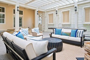 Exterior Game Room & Lounge, 1st Floor