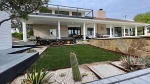 Exterior of 5 the bedroom home