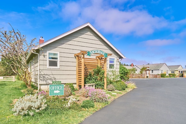 Anchorage Cottages managed by Bloomer Estates Vacation Rentals