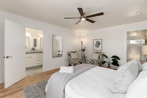 Unit D | Bedroom 3 | Queen Bed with Ensuite Bath (upper level)